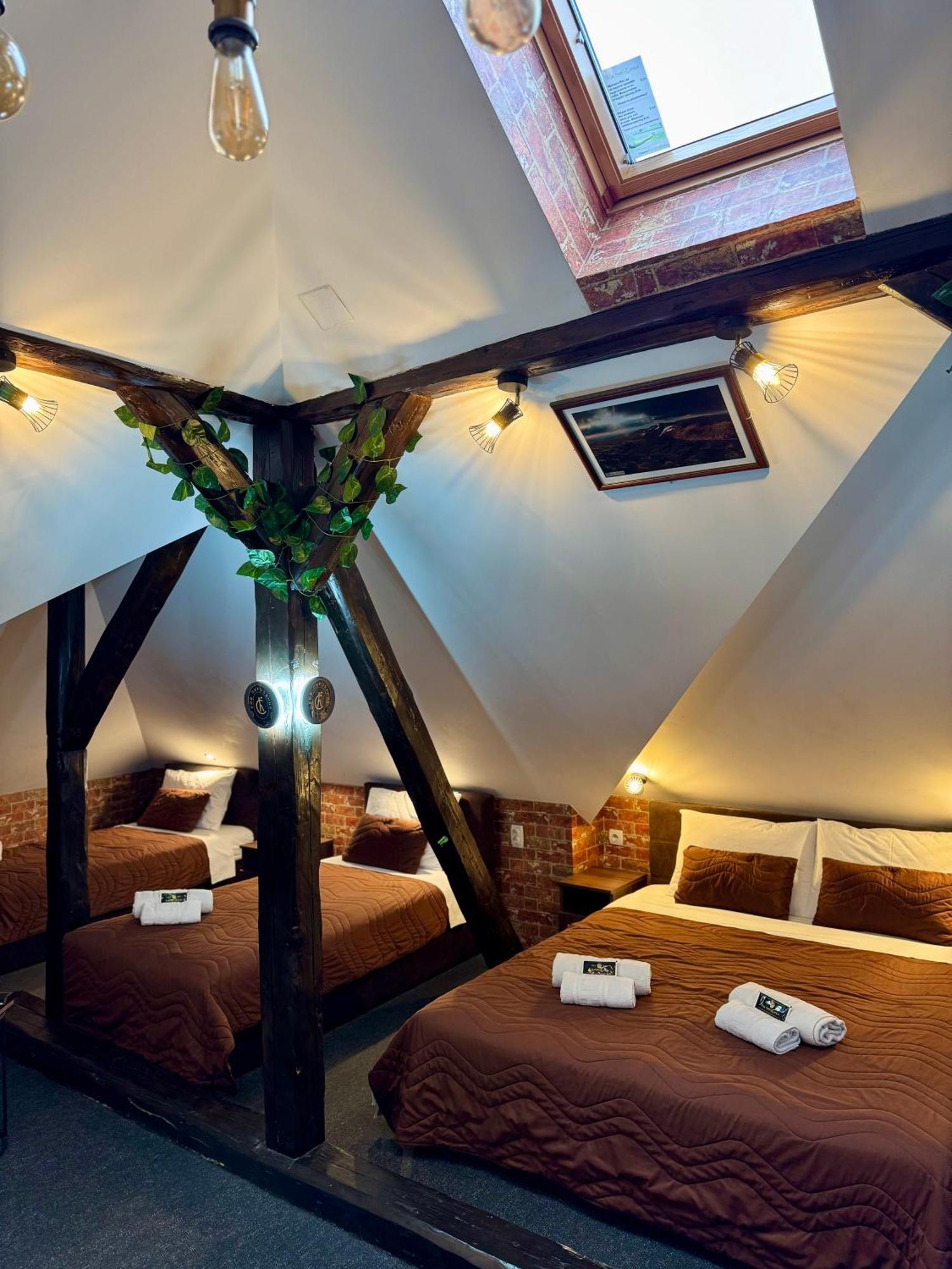 Pirocanac Rooms & Restaurant "Breakfast-Lunch-Dinner" Πίροτ Εξωτερικό φωτογραφία